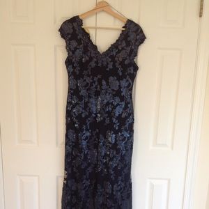 Floor Length Adrianna Papell